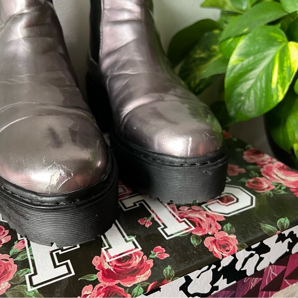 Pewter and black platform Jeffrey Campbell boots, Women’s 9.5 - Picture 4 of 6